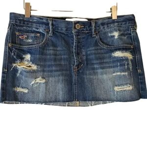 Hollister Distressed Denim Mini‎ Skirt Raw Hem Blue Wash Size 7 Juniors